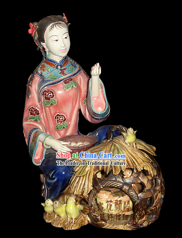 Chinese Stunning Porcelain Collectibles-Ancient Woman with Chicken