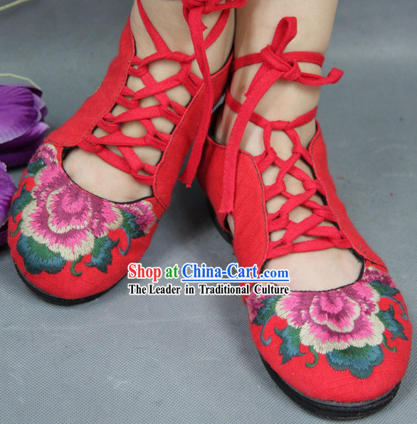Bandaged Feet Traditional Chinese Shoes