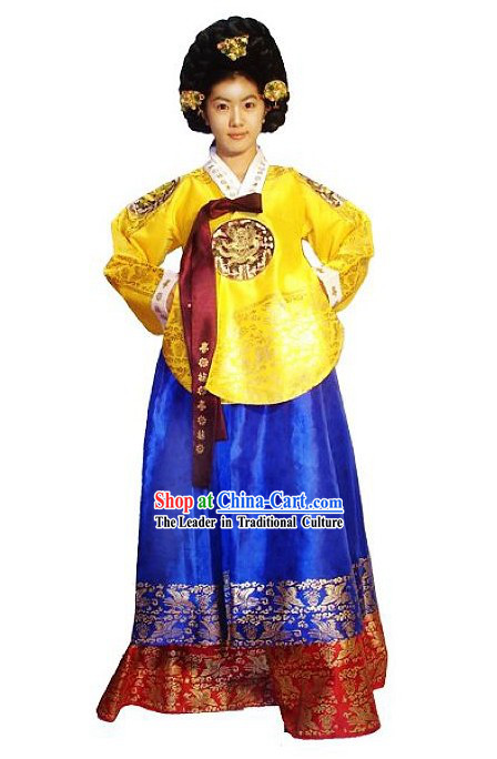 Traditional Korean Palace Costume and Wig Set