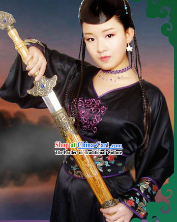 Traditional Chinese Swordswoman Costumes