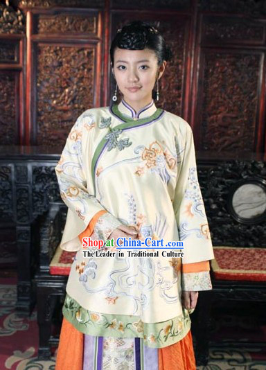 Traditional Chinese Mandarin Minguo Lady Blouse and Skirt