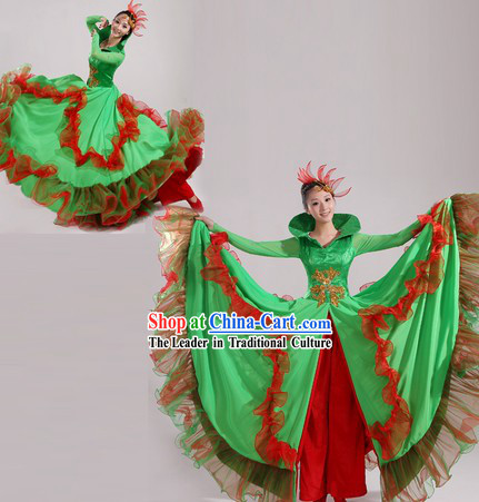 High Collar Traditional Chinese Stage Performance Dance Costume and Headwear for Women