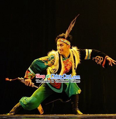 China Qiang Ethnic Tribe Clothes for Men