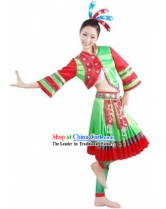 Traditional Chinese Miao Tribe Clothing and Headpiece for Women