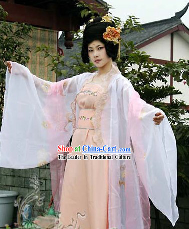 Ancient Chinese Tang Dynasty Girl Clothing