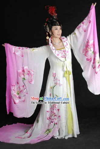 Traditional Chinese Tang Dynasty Embroidered Lotus Empress Clothing and Wig