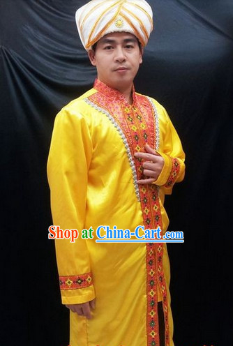 Traditional Indian Dancewear and Hat for Men