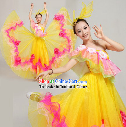 Chinese Festival Parade Dance Costumes and Headwear Complete Set for Women