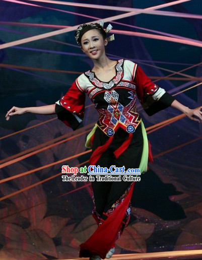 Traditional Chinese Folk Ethnic Dance Costumes Complete Set