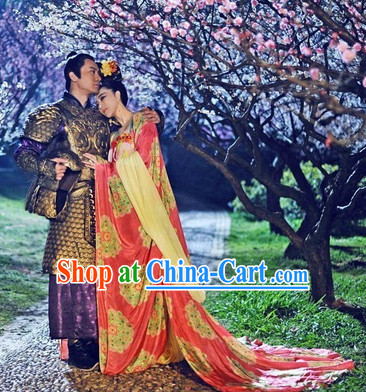 Chinese Traditional Empress Clothes with Long Tail