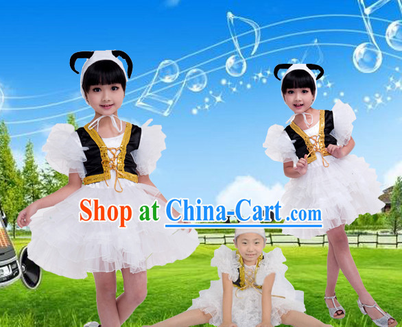 Chinese spring festivavl sheep Dance