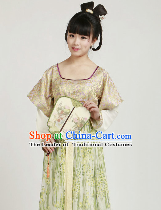 Chinese Ancient Tang Dynasty Girl Costumes and Hair Jewelry