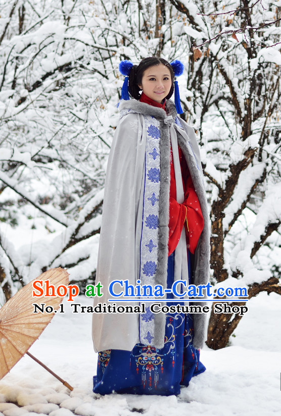 Ancient Chinese Oriental Winter Noblewoman Mantle