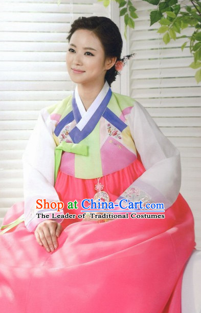 Traditional Korean Fashion Hanbok and Hair Accessories Complete Set for Ladies