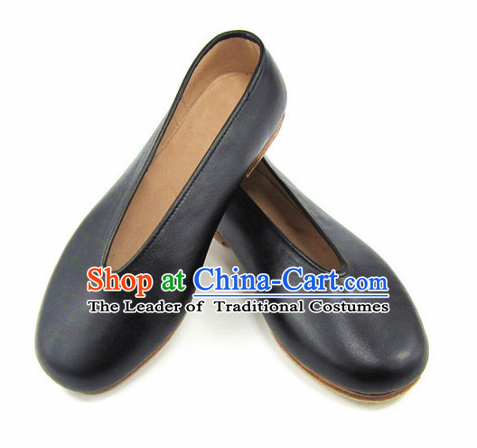 Top Chinese Black Leather Traditional Tai Chi Shoes Kung Fu Shoes Martial Arts Shoes for Men or Women