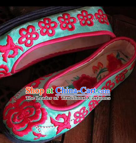 Traditional Chinese National Green Silk Shoes Embroidered Shoes, China Handmade Shoes Hanfu Embroidery Peony Shoes for Women