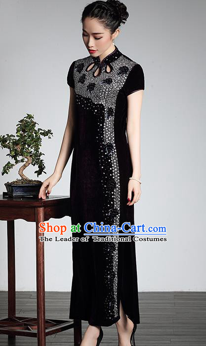 Traditional Chinese National Costume Plated Buttons Qipao, China Tang Suit Embroidered Chirpaur Top Grade Purple Velvet Cheongsam for Women