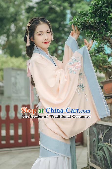 Asian China Han Dynasty Palace Lady Costume Yellow Curve Bottom, Traditional Ancient Chinese Princess Elegant Embroidered Hanfu Clothing for Women