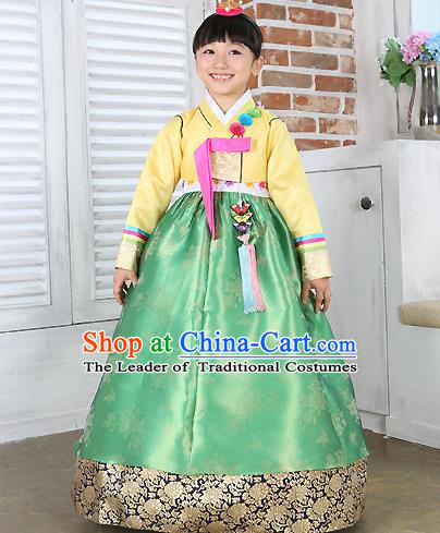 Traditional Korean Handmade Formal Occasions Costume Embroidered Baby Brithday Girls Yellow Blouse and Green Dress Hanbok Clothing