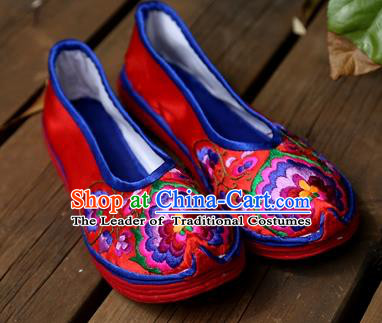 Asian Chinese Traditional Shoes Bride Red Embroidered Shoes, China Peking Opera Handmade Embroidery Peony Shoe Hanfu Princess Shoes for Women
