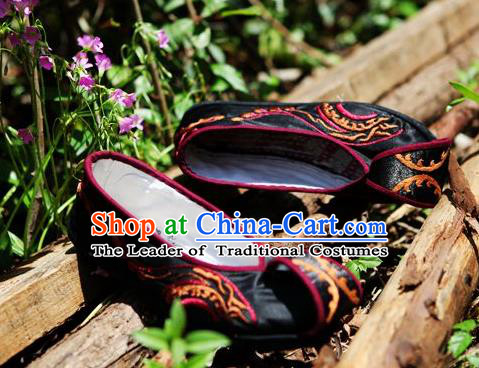 Traditional Chinese Ancient Princess Shoes Black Cloth Embroidered Shoes Become Warped Head Shoe, China Handmade Embroidery Hanfu Shoes for Women