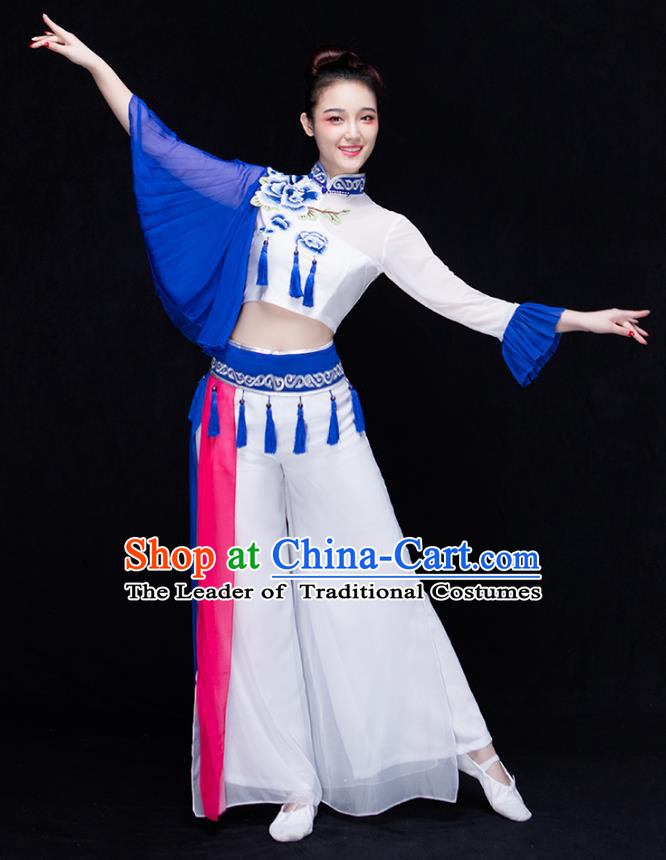 Traditional Chinese Classical Dance Fan Dance Embroidered Costume, China Yangko Dance Clothing for Women