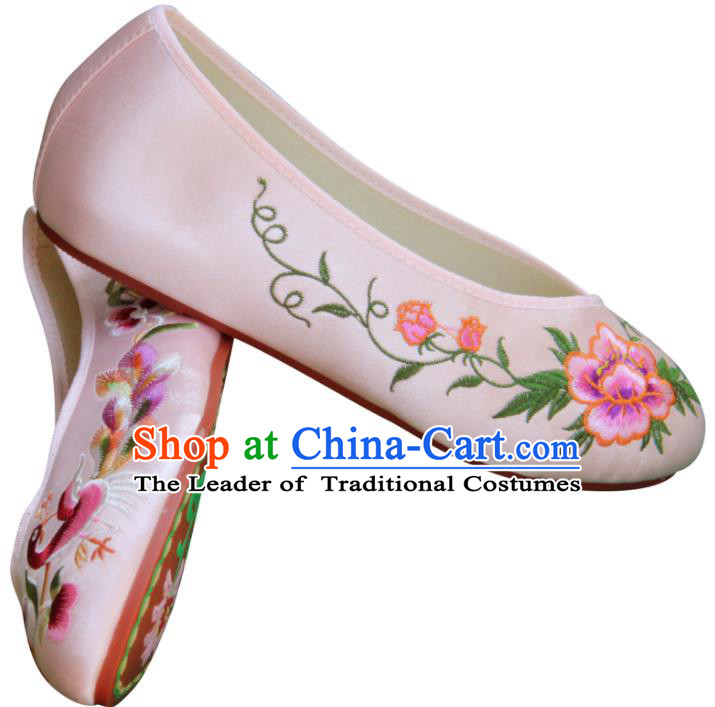 Traditional Chinese National Bride Pink Satin Embroidered Shoes, China Handmade Embroidery Peacock Peony Hanfu Cloth Shoes for Women