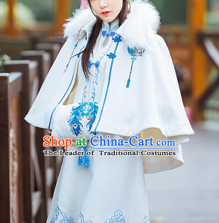 Traditional Ancient Chinese Embroidered Hanfu Muff Embroidered Peacock Feathers White Handwarmers for Women