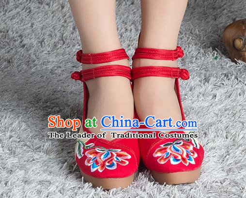 Traditional Chinese Shoes, China Handmade Linen Embroidered Peony Flowers Red High-heeled Shoes, Ancient Princess Cloth Shoes for Women