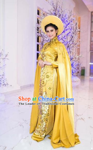 Traditional Top Grade Asian Vietnamese Costumes Classical Full Dress with Cloak, Vietnam National Ao Dai Dress Catwalks Debutante Queen Golden Qipao for Women