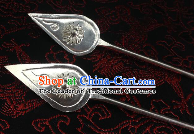 Traditional Handmade Chinese Ancient Classical Hair Accessories Miao Silver Barrettes Flower Hairpin Hair Fascinators for Women