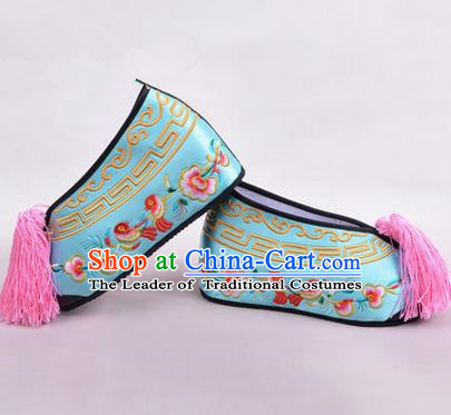 Chinese Ancient Peking Opera Young Lady Embroidered Wedding Shoes, Traditional China Beijing Opera Female Hua Tan Light Blue Embroidered Shoes