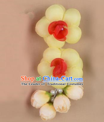 Chinese Ancient Peking Opera Hair Accessories Diva Temple Yellow Flowers Hairpins, Traditional Chinese Beijing Opera Princess Hua Tan Hair Clasp Head-ornaments