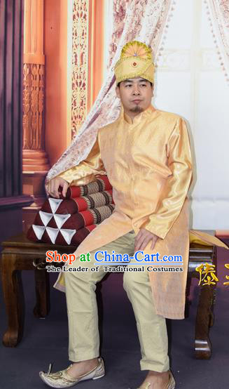 Traditional Traditional Thailand Male Clothing, Southeast Asia Thai Ancient Costumes Dai Nationality Golden Long Robe Dust Coat for Men