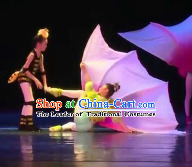 Large 1. 2 Meter Traditional Chinese Flower Petals Dance Props