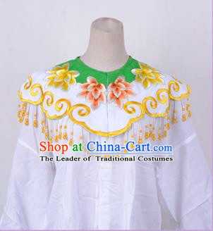 Traditional China Beijing Opera Young Lady Hua Tan Costume Princess Embroidered Green Cloud Shoulder, Ancient Chinese Peking Opera Diva Embroidery Cappa Clothing