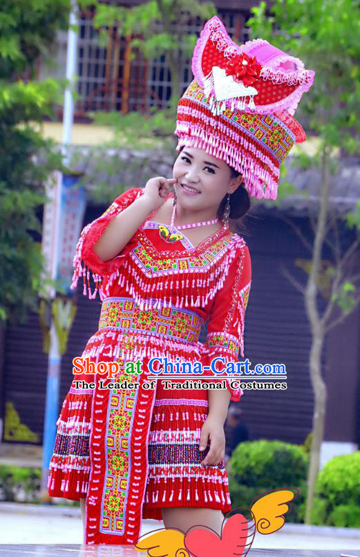 Traditional Chinese Miao Nationality Costume and Hat, Hmong Folk Dance Ethnic Red Pleated Skirt, Chinese Minority Nationality Embroidery Clothing for Women