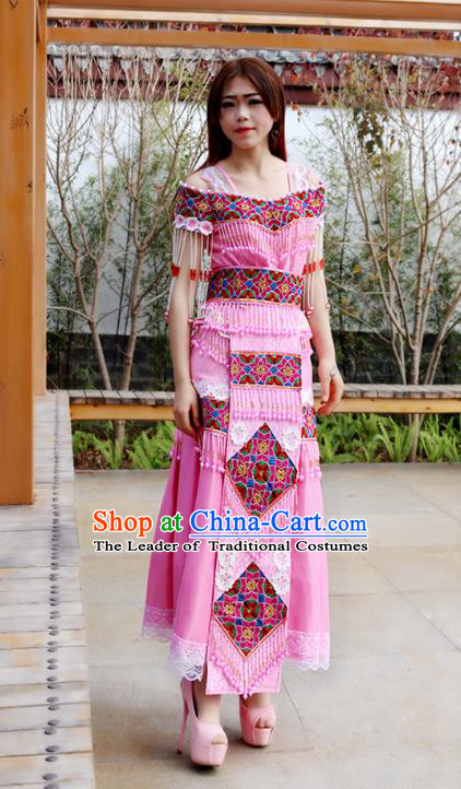 Traditional Chinese Miao Nationality Wedding Bride Costume Embroidered Pink Beads Long Pleated Skirt, Hmong Folk Dance Ethnic Chinese Minority Nationality Embroidery Clothing for Women