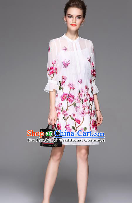 Top Grade Asian Chinese Costumes Classical Embroidery Two-piece Dress, Traditional China National Embroidered Mandarin Sleeve White Chirpaur Qipao for Women