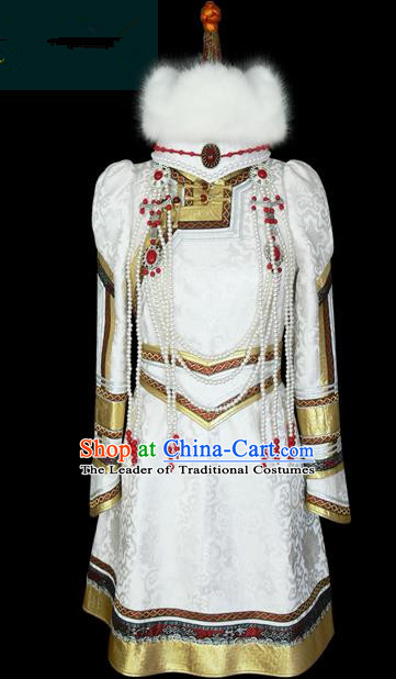 Traditional Chinese Mongol Nationality Wedding Costume Female White Mongolian Robe, Chinese Mongolian Minority Nationality Princess Embroidery Costume for Women