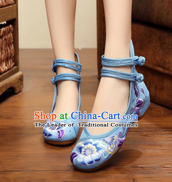 Traditional Chinese National Wedding Shoes Blue Embroidered Peony Shoes, China Princess Embroidery Shoes for Women