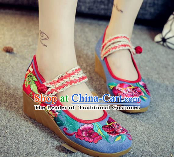 Traditional Chinese National Hanfu Blue Linen Embroidered Shoes, China Princess Embroidery Peony Shoes for Women