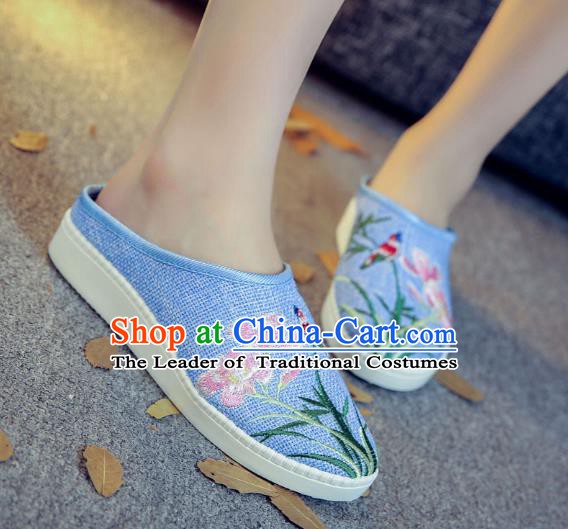 Traditional Chinese National Hanfu Blue Embroidered Slippers, China Princess Embroidery Shoes for Women