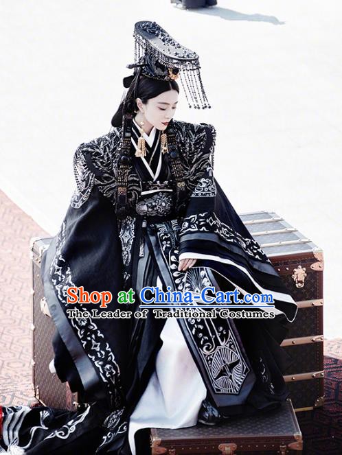 Traditional Chinese Ancient Qin Dynasty Imperial Empress Dowager Embroidered Trailing Costume and Headpiece Complete Set