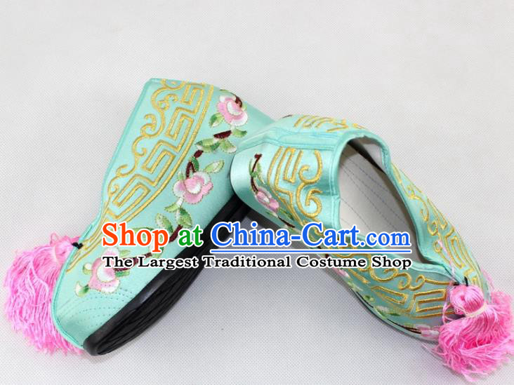 Chinese Traditional Beijing Opera Green Blood Stained Shoes Ancient Handmade Princess Embroidered Shoes for Women