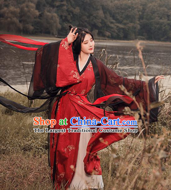 Traditional Chinese Han Dynasty Nobility Lady Costumes Ancient Swordswoman Embroidered Dress for Rich