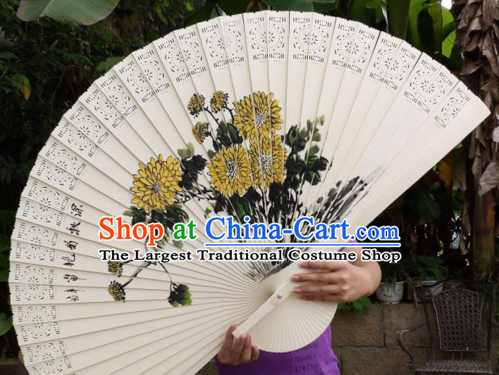 Chinese Traditional Fans Decoration Crafts Painting Chrysanthemum Folding Fans Wood Fans