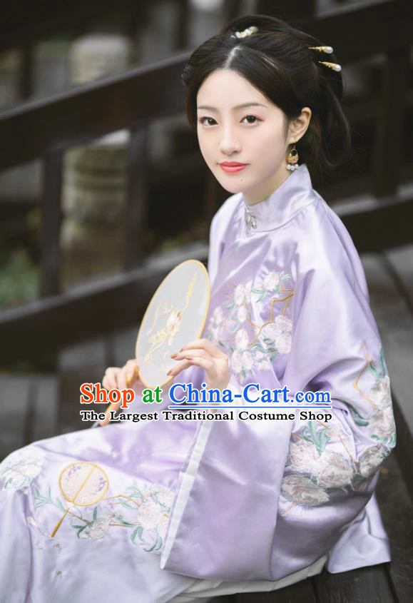 Chinese Ancient Palace Lady Hanfu Ming Dynasty Imperial Concubine Queen Embroidered Historical Costumes