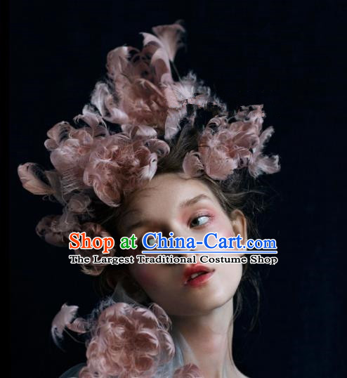 Top Grade Halloween Hair Accessories Gothic Catwalks Pink Feather Top Hat for Women