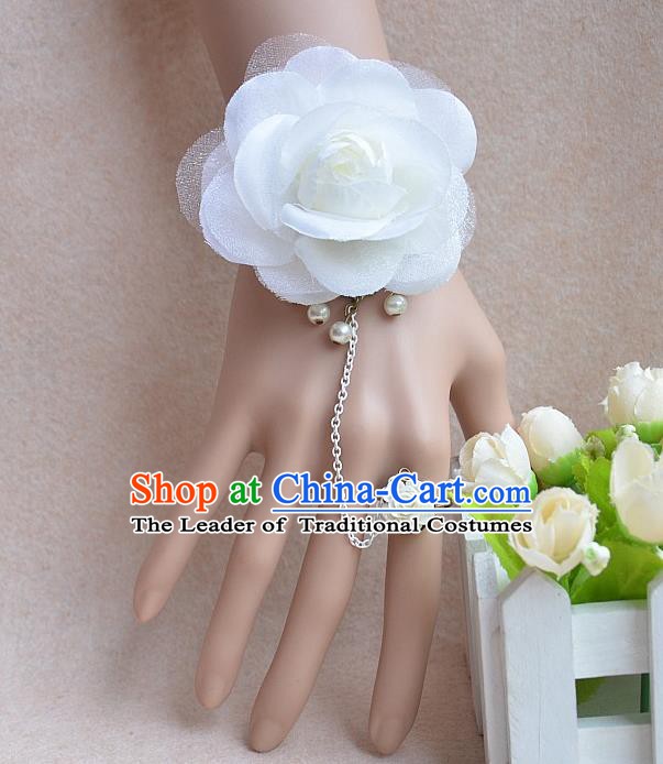 European Western Vintage Jewelry Accessories Renaissance White Flower Bracelet with Ring for Women